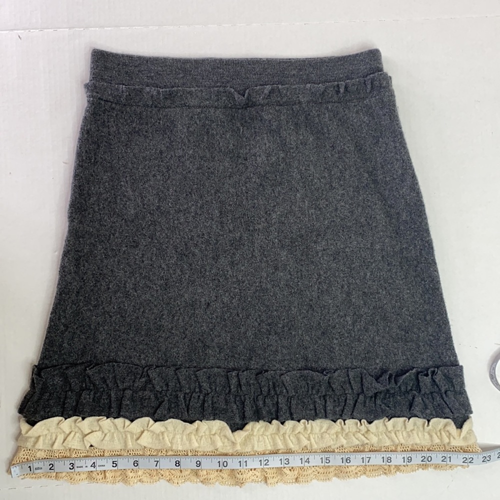 Wool Skirt - Picture 10 of 11
